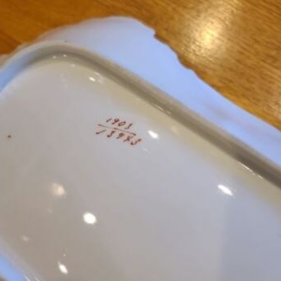 CLEARANCE Vintage Pink Lustre Violets Dresser Vanity Tray (?) - Picture 5 of 7